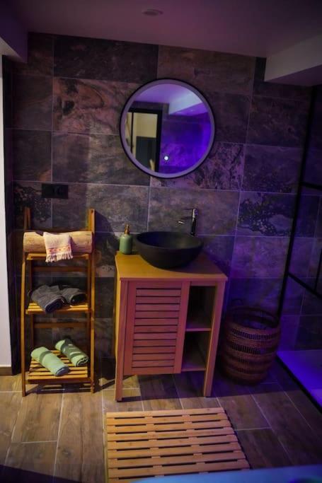 شقة Nuit De La Sagesse "Jacuzzi Terrasse Et Parking Prive" روان المظهر الخارجي الصورة